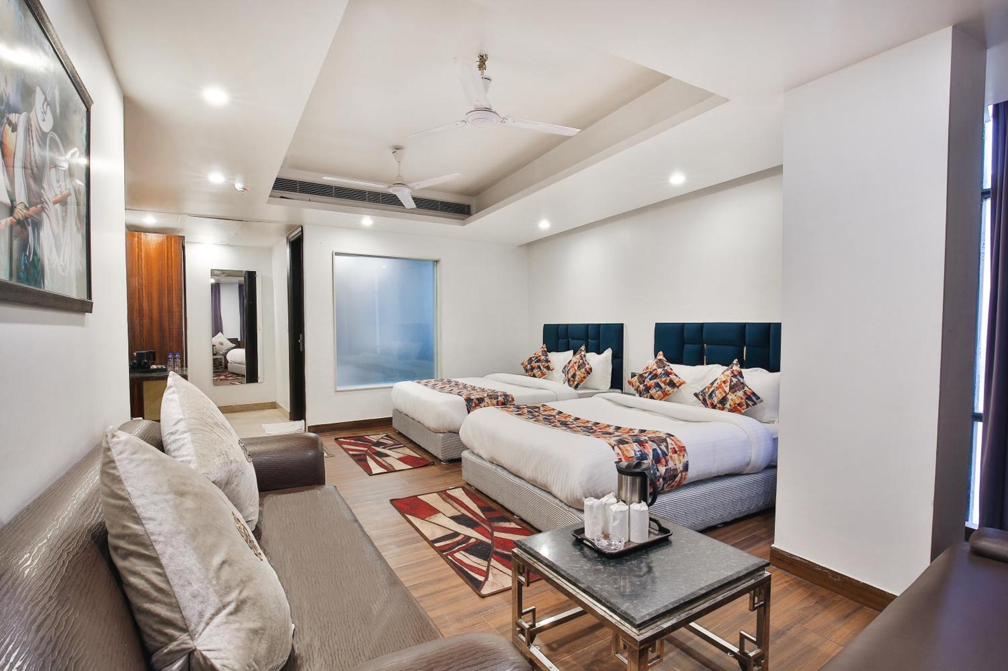 Hotel Uppal International, Near New Delhi Railway Station Exteriör bild