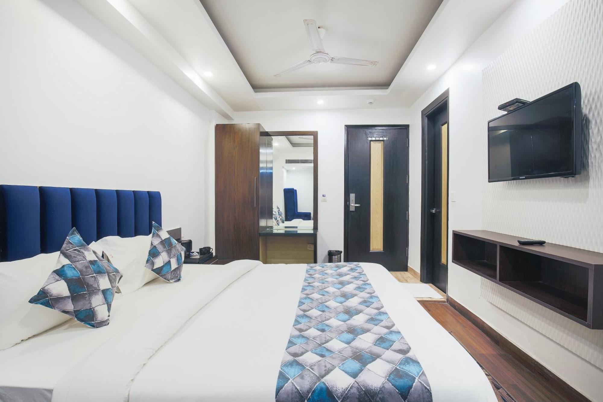 Hotel Uppal International, Near New Delhi Railway Station Exteriör bild