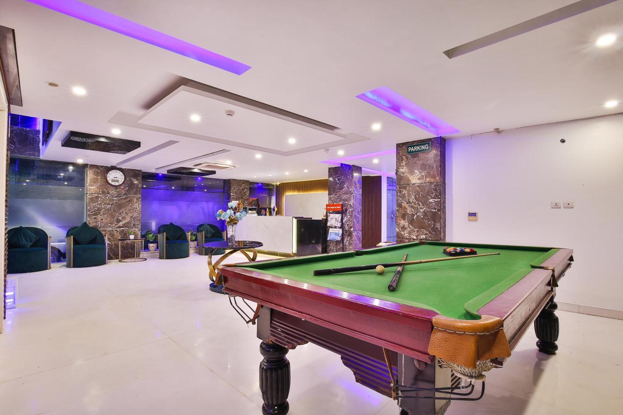 Hotel Uppal International, Near New Delhi Railway Station Exteriör bild