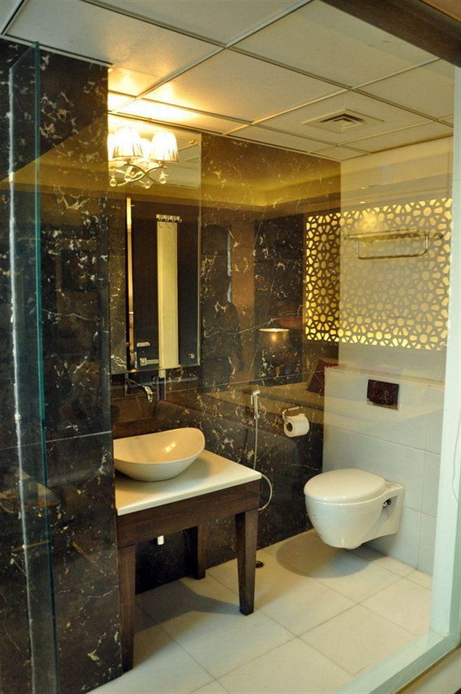 Hotel Uppal International, Near New Delhi Railway Station Exteriör bild