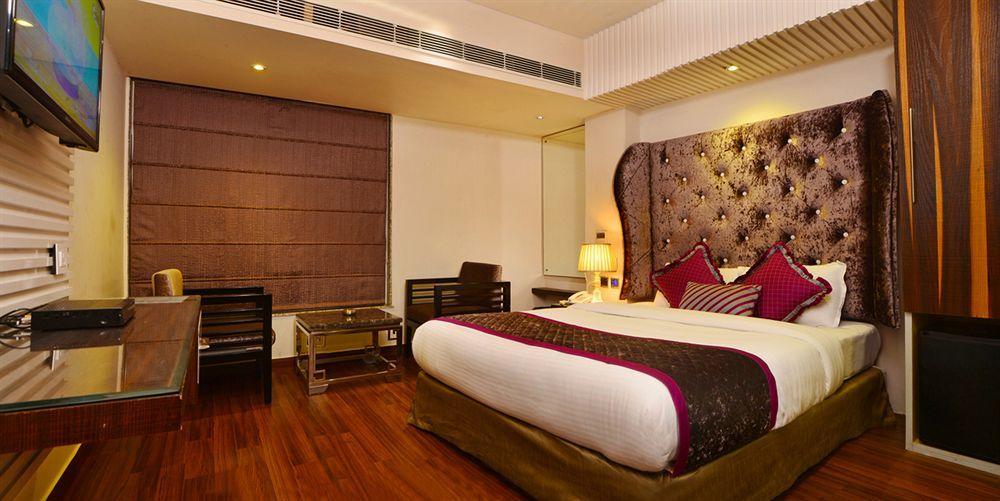 Hotel Uppal International, Near New Delhi Railway Station Exteriör bild