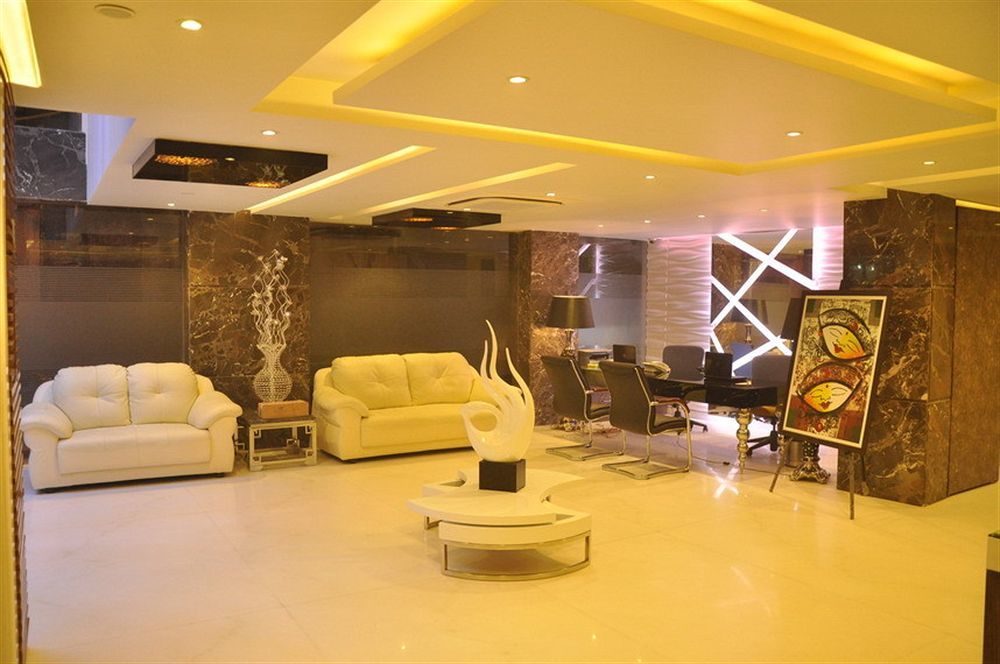 Hotel Uppal International, Near New Delhi Railway Station Exteriör bild